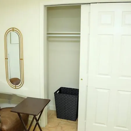 Private Room With Private Bathroom Centrally Located Washington Extérieur photo