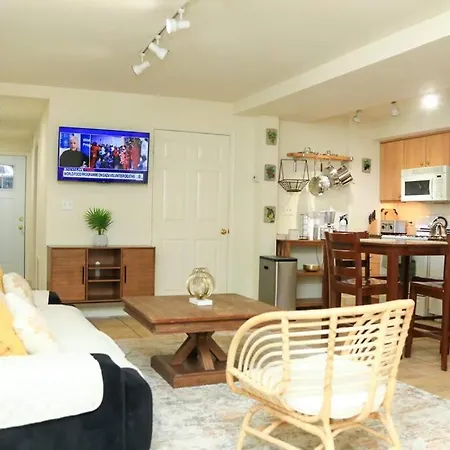 Private Room With Ensuite Bathroom Centrally Located Washington Exterior photo