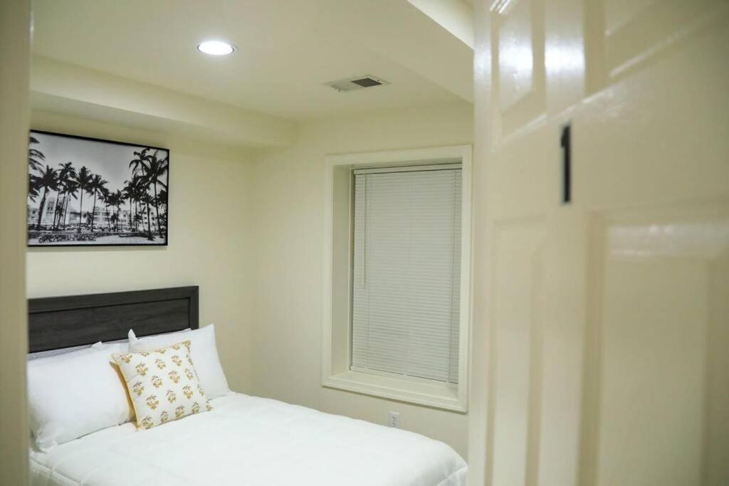 Holiday home Private With Private Bathroom Centrally Located